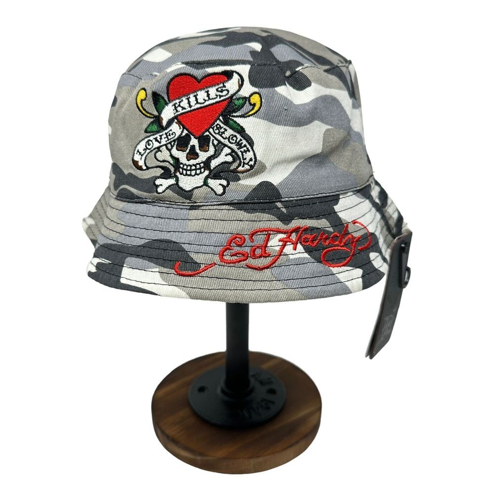 Ed Hardy Christian Audigier Reversible‎ Camo Bucket Hat Skull Heart NWT